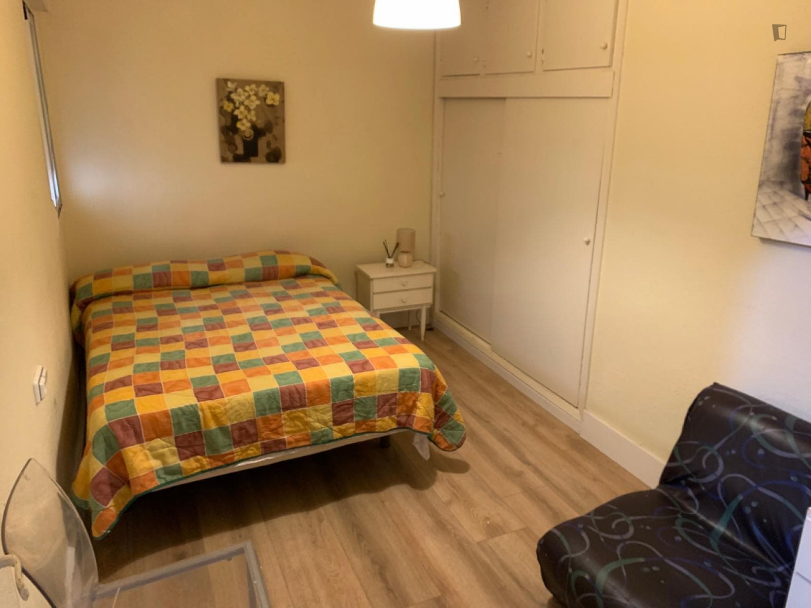 Awesome Double Bedroom close to Campus de la Merced photo 1