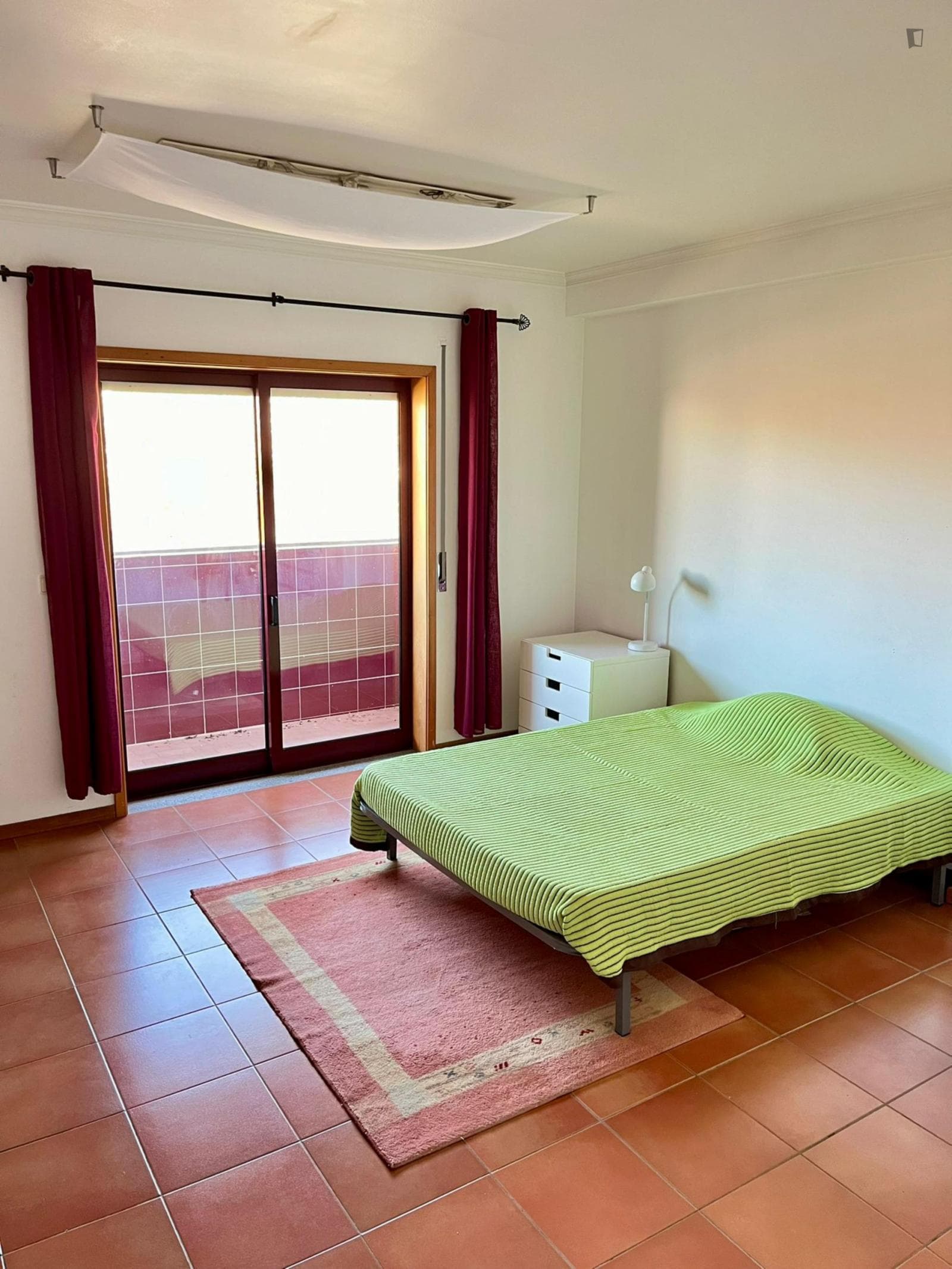 Delightful Double Bedroom with a Balcony close to Aveiro University photo 1
