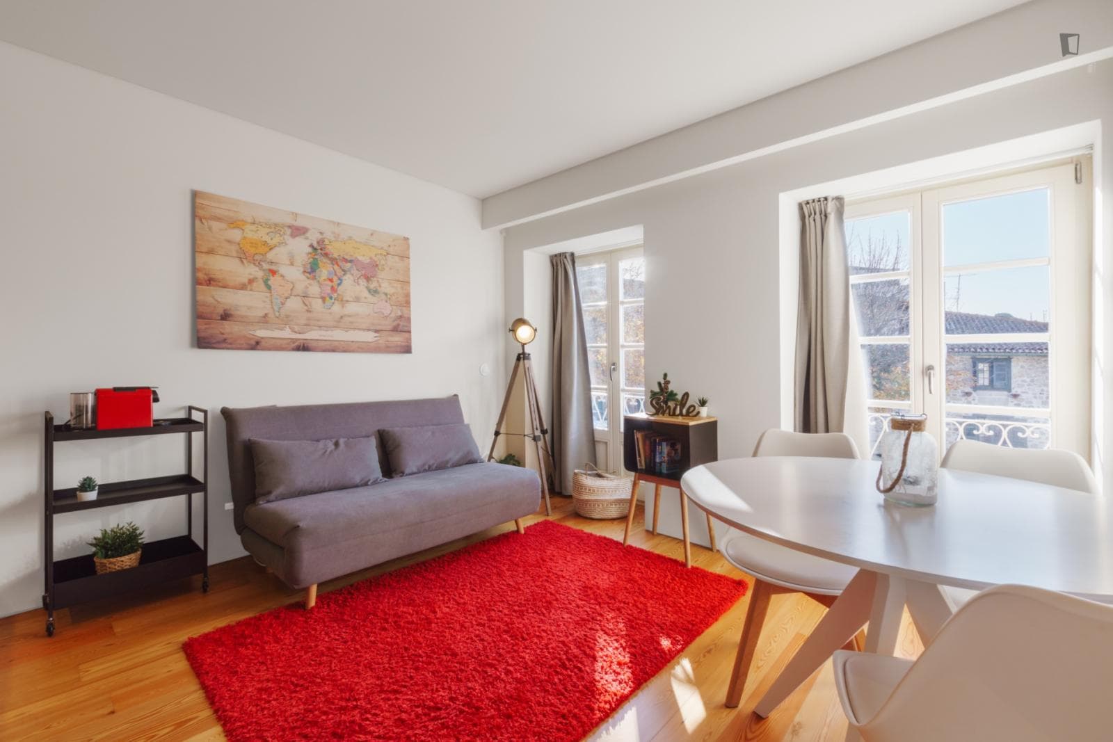 Charming 1-bedroom apartment near the Braga train station photo 1