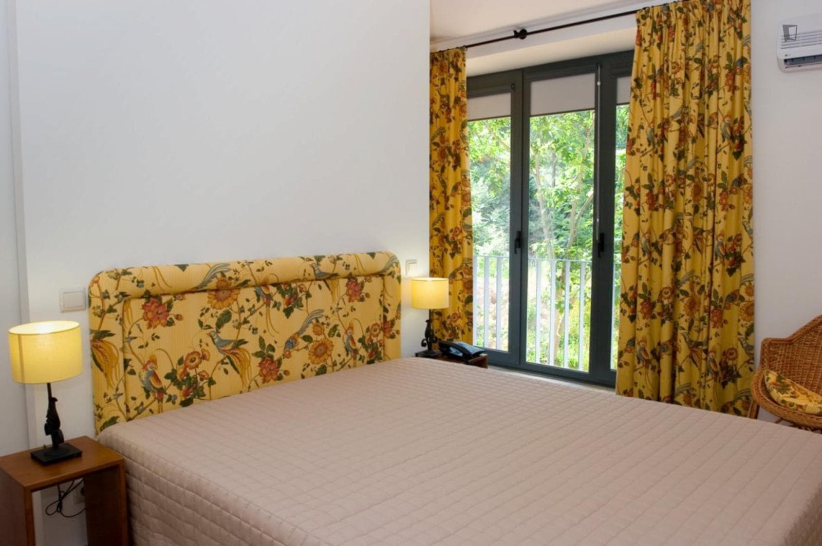 Modern 1 Bedroom Apartment close to Braga Cathedral photo 1