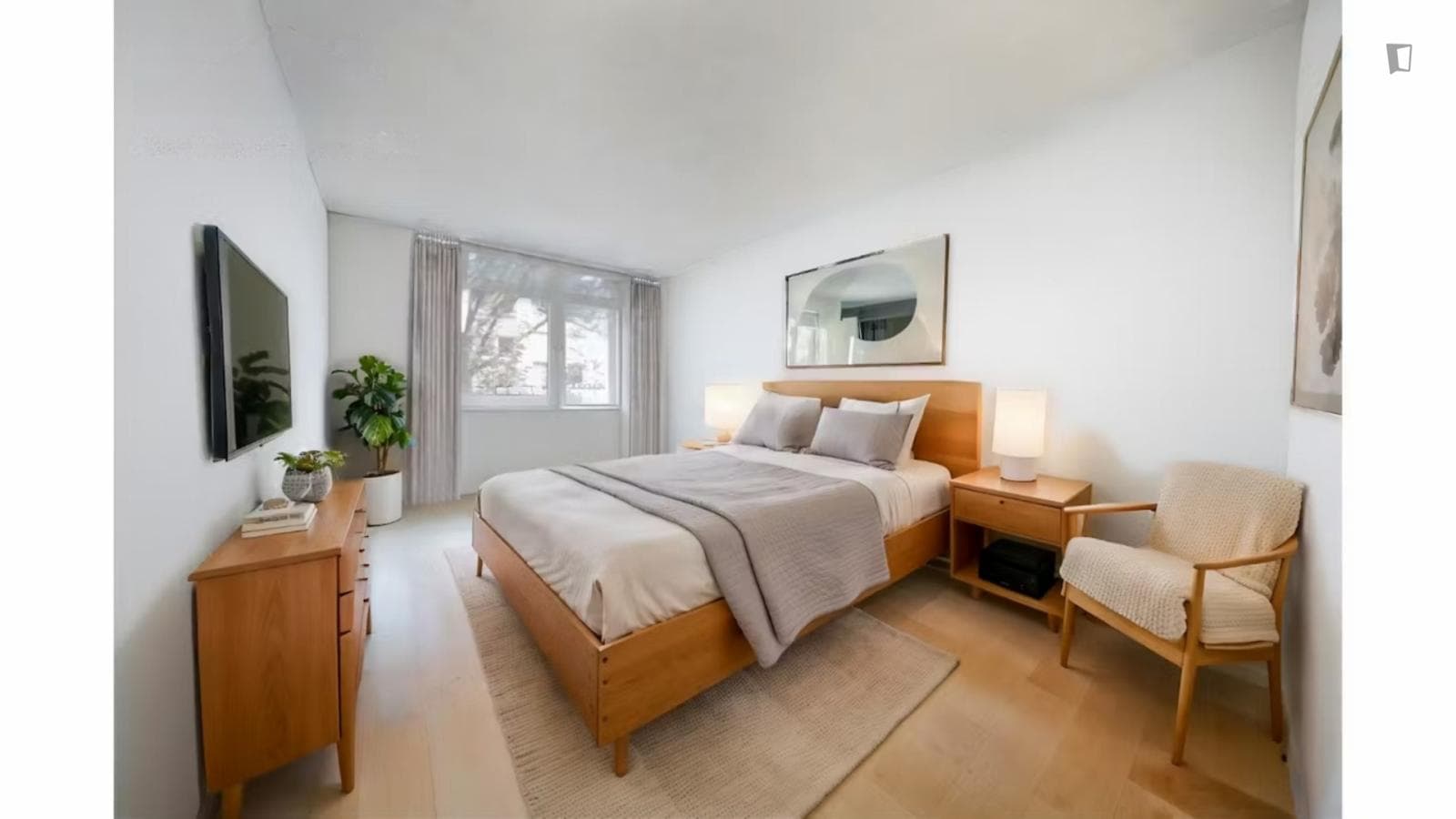 Attractive and spacious 3-bedroom apartment well connected to the city center of Essen photo 1