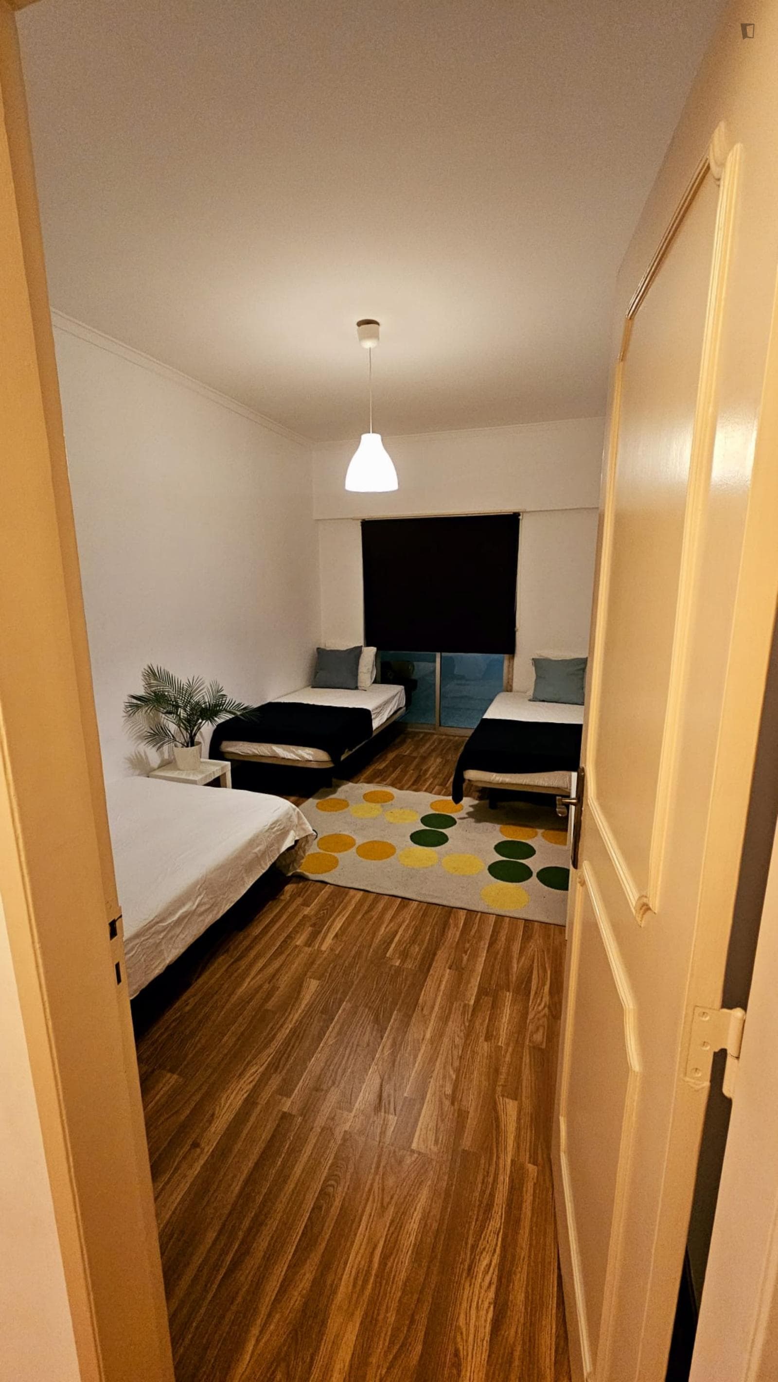 Fantastic 3 Single Bed Bedroom Close To Ameixoeira Metro photo 1