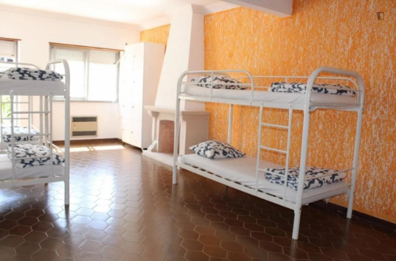 Cool bed in a shared bedroom photo 1