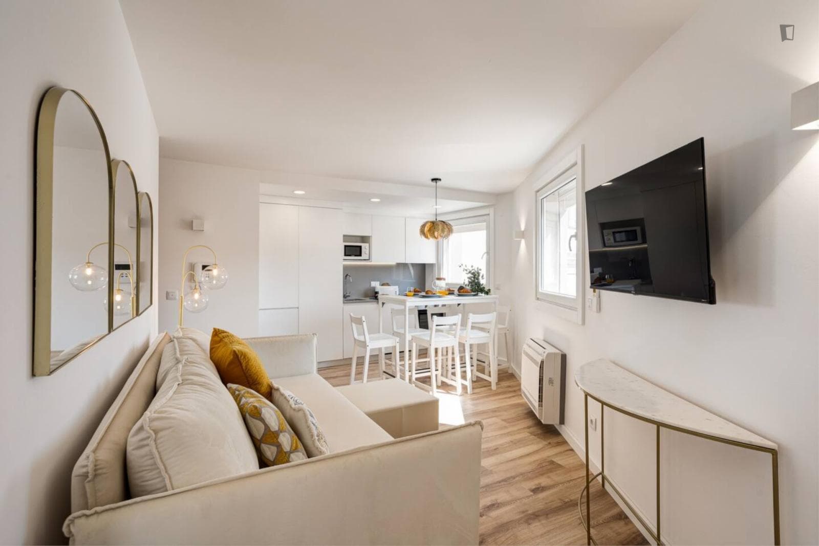Excellent 2-bedroom house in Rossio photo 1