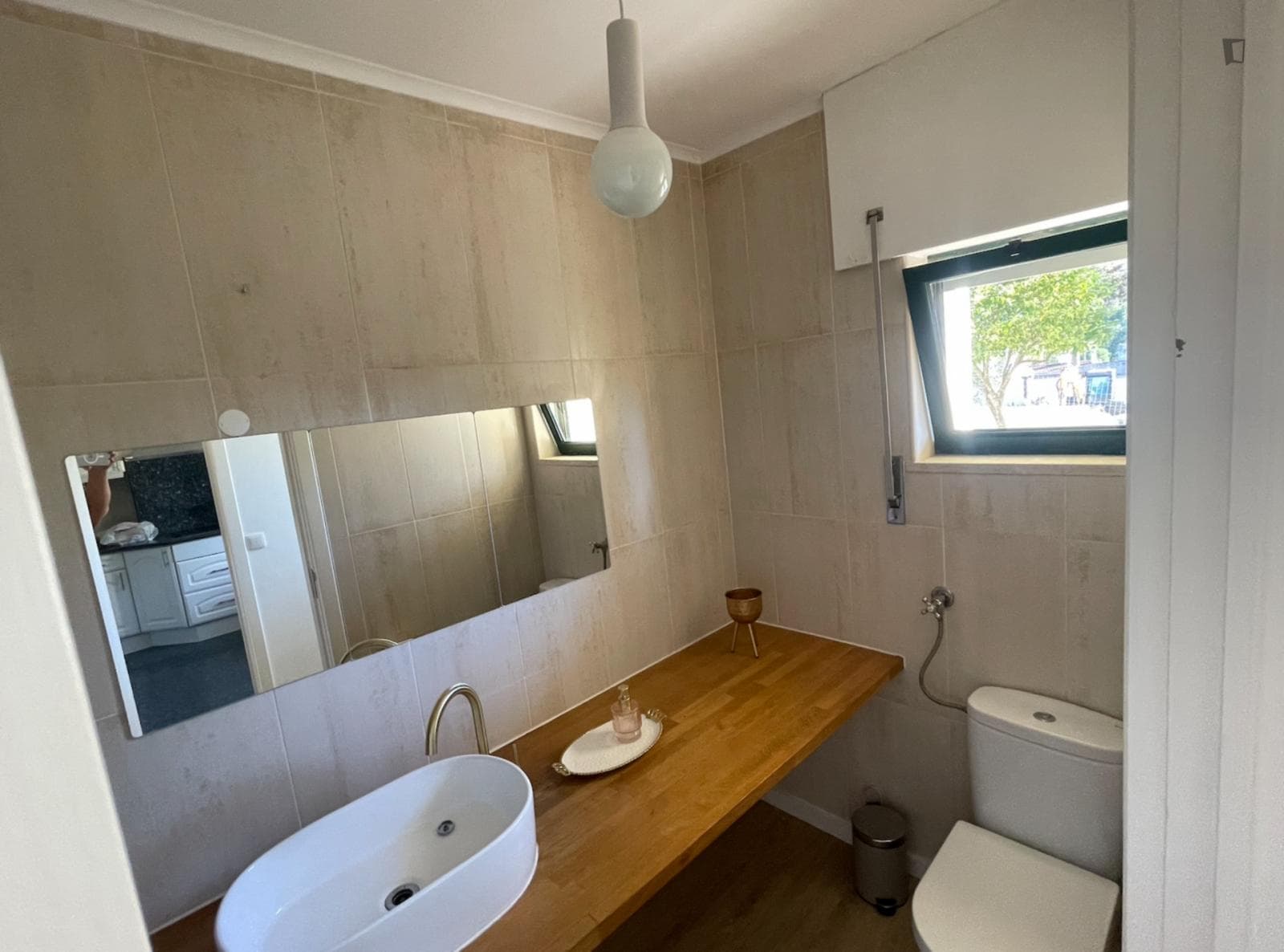 Sunny and charming house in Charneca, Cascais  photo 1