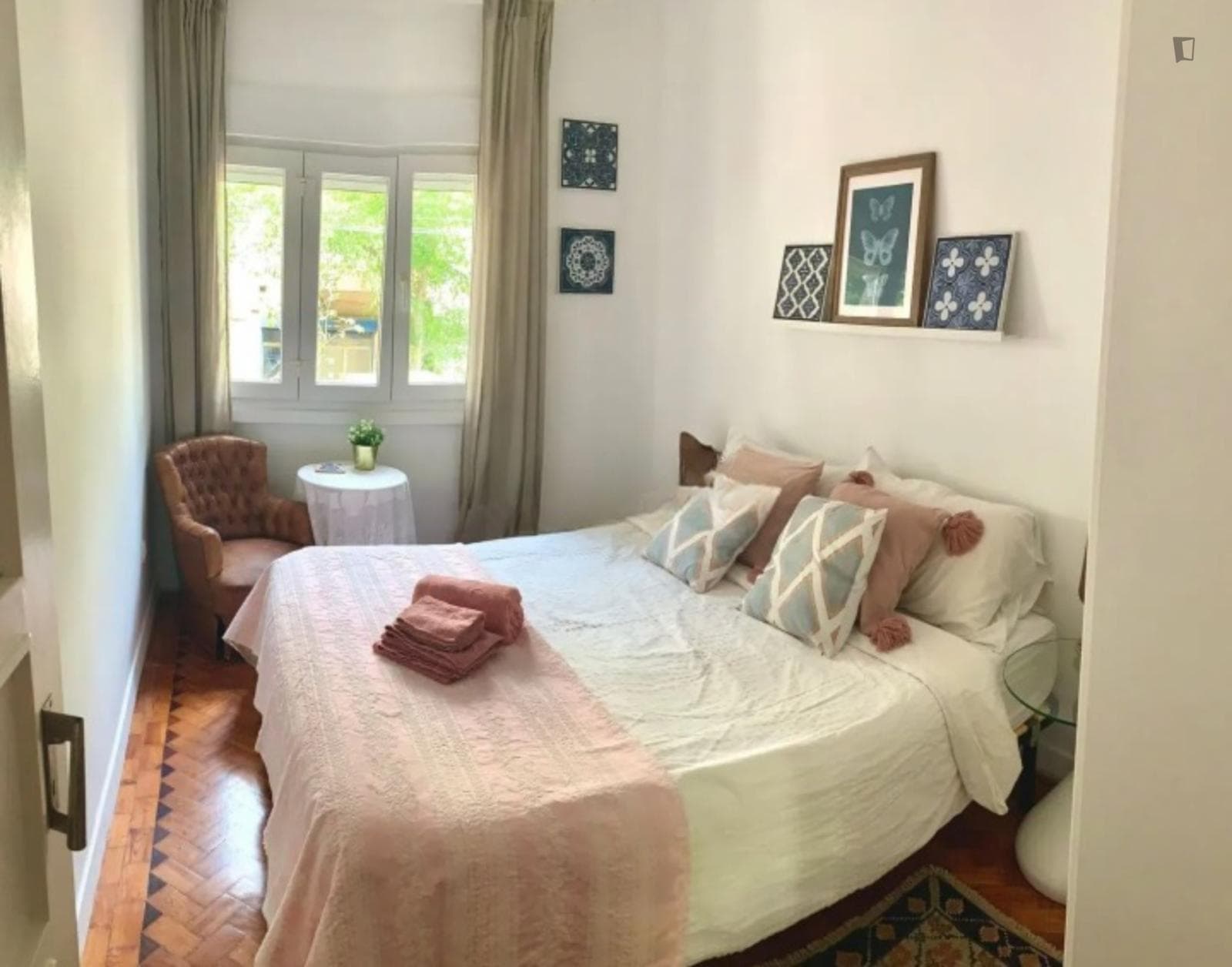 Beautiful double bedroom in Belém's iconic and historic district photo 1