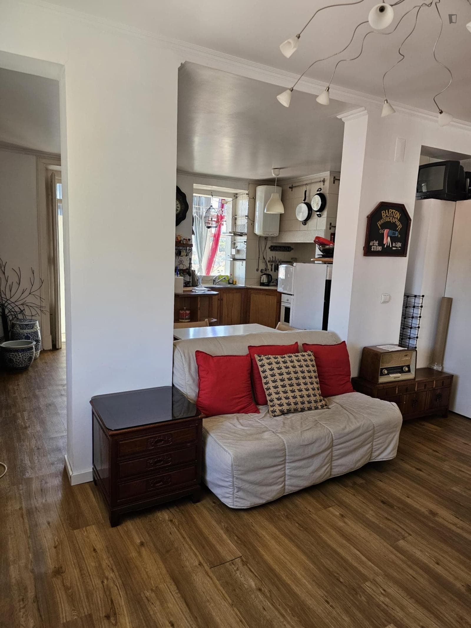 Cozy 2 Bedroom Apartment close to Martim Moniz Metro photo 1