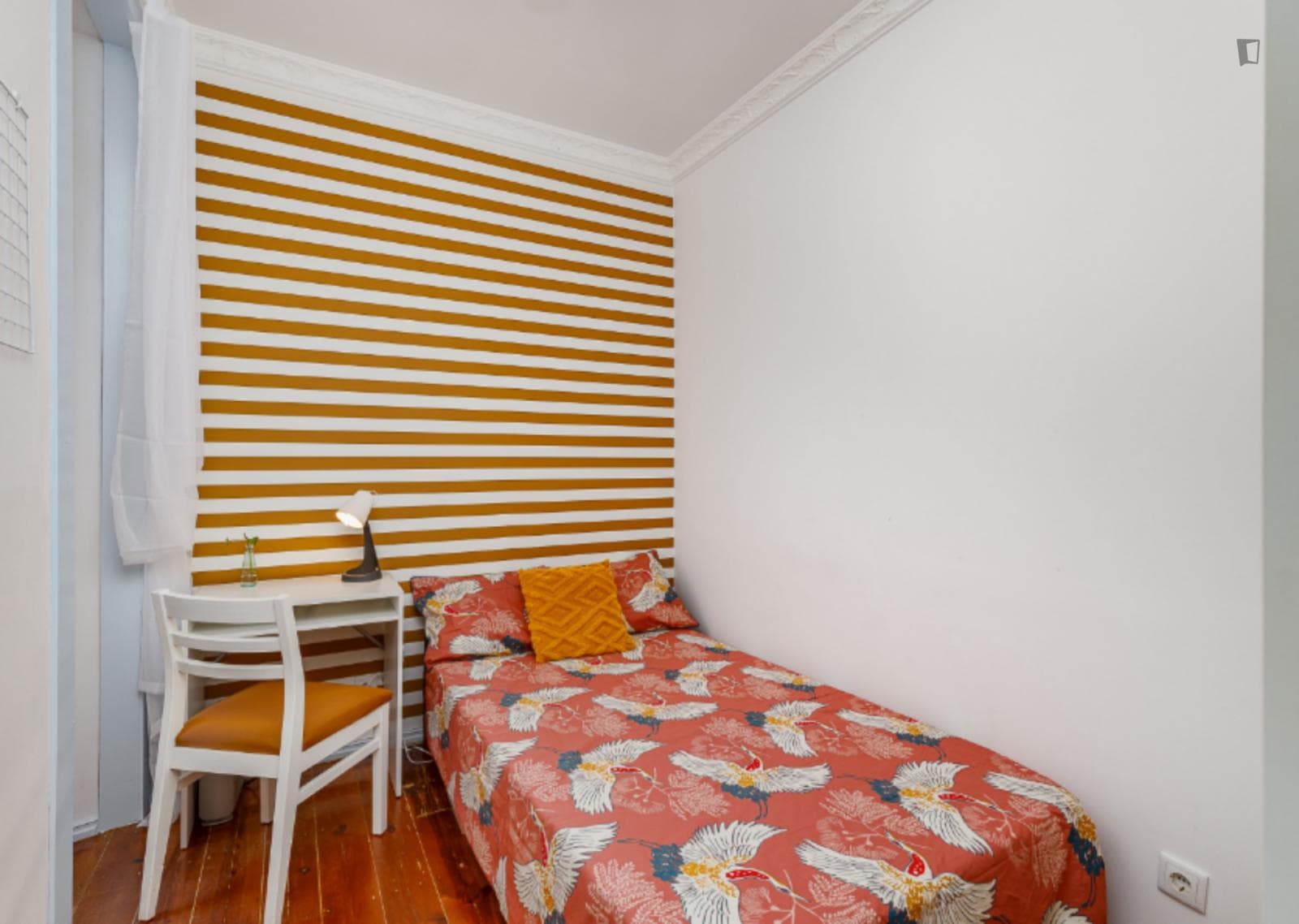 Modern 6 Bedroom Apartment with a Terrace in São Sebastião photo 1