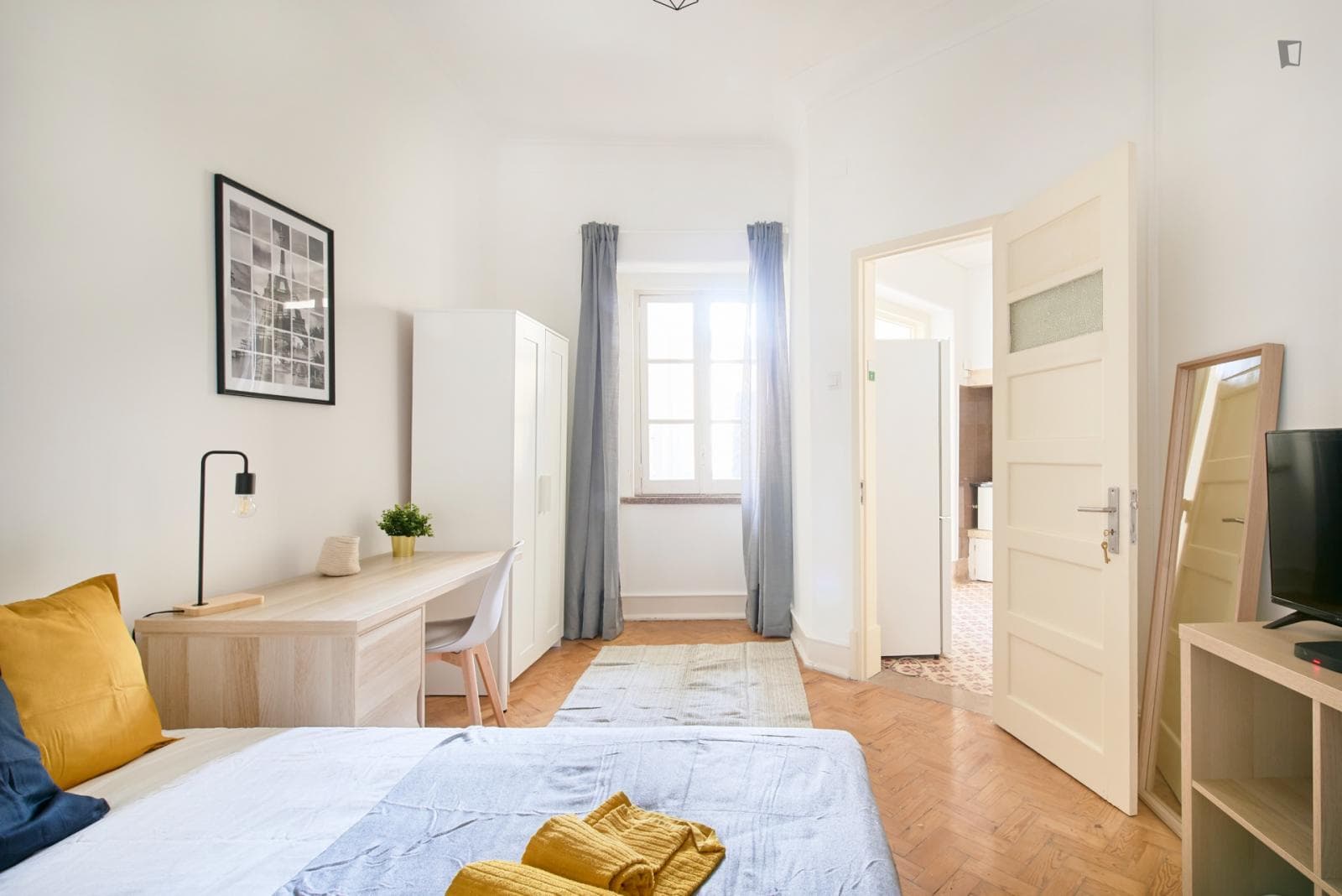 Property photo thumbnail