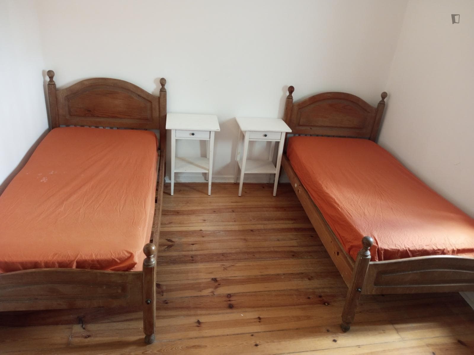 Nice Twin Room near IST - Lisbon photo 1