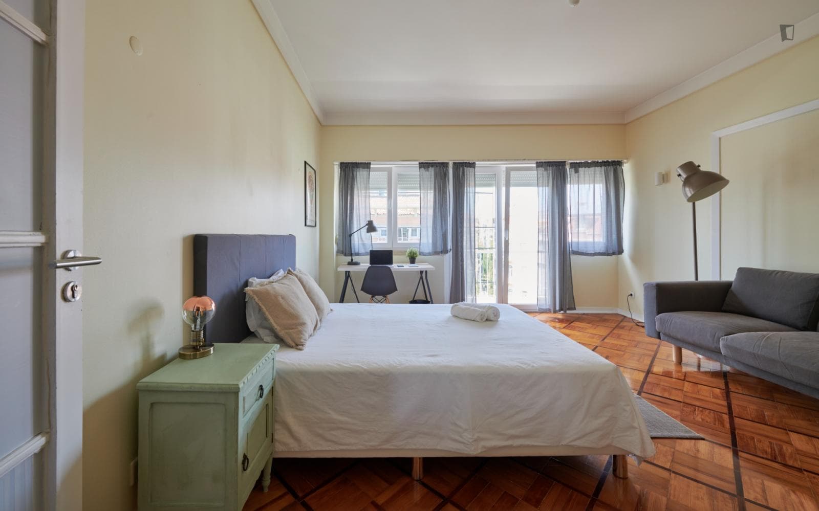 Property photo thumbnail