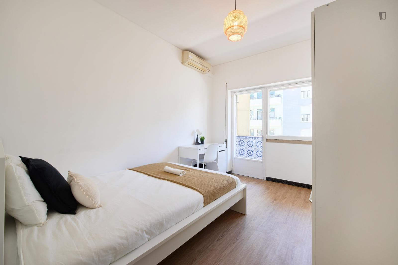 Great bedroom close to Parque metro station photo 1
