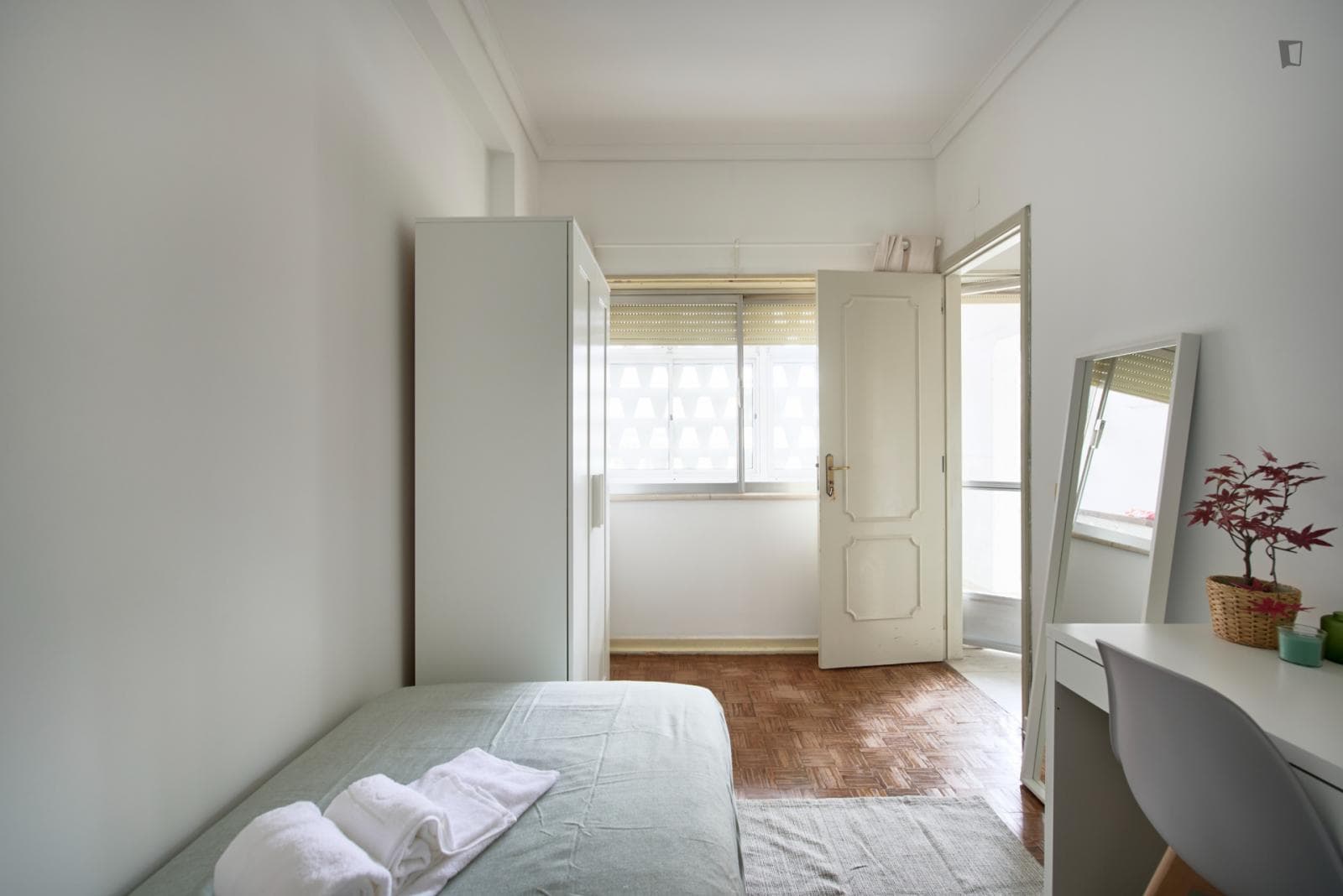 Property photo thumbnail