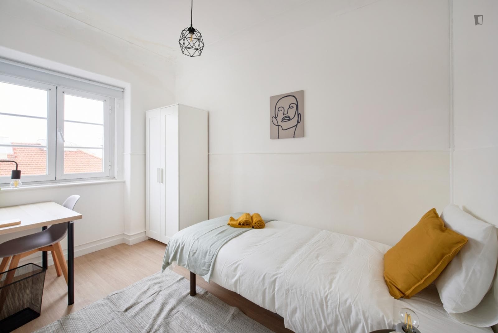 Comfy single bedroom in Penha de França photo 1