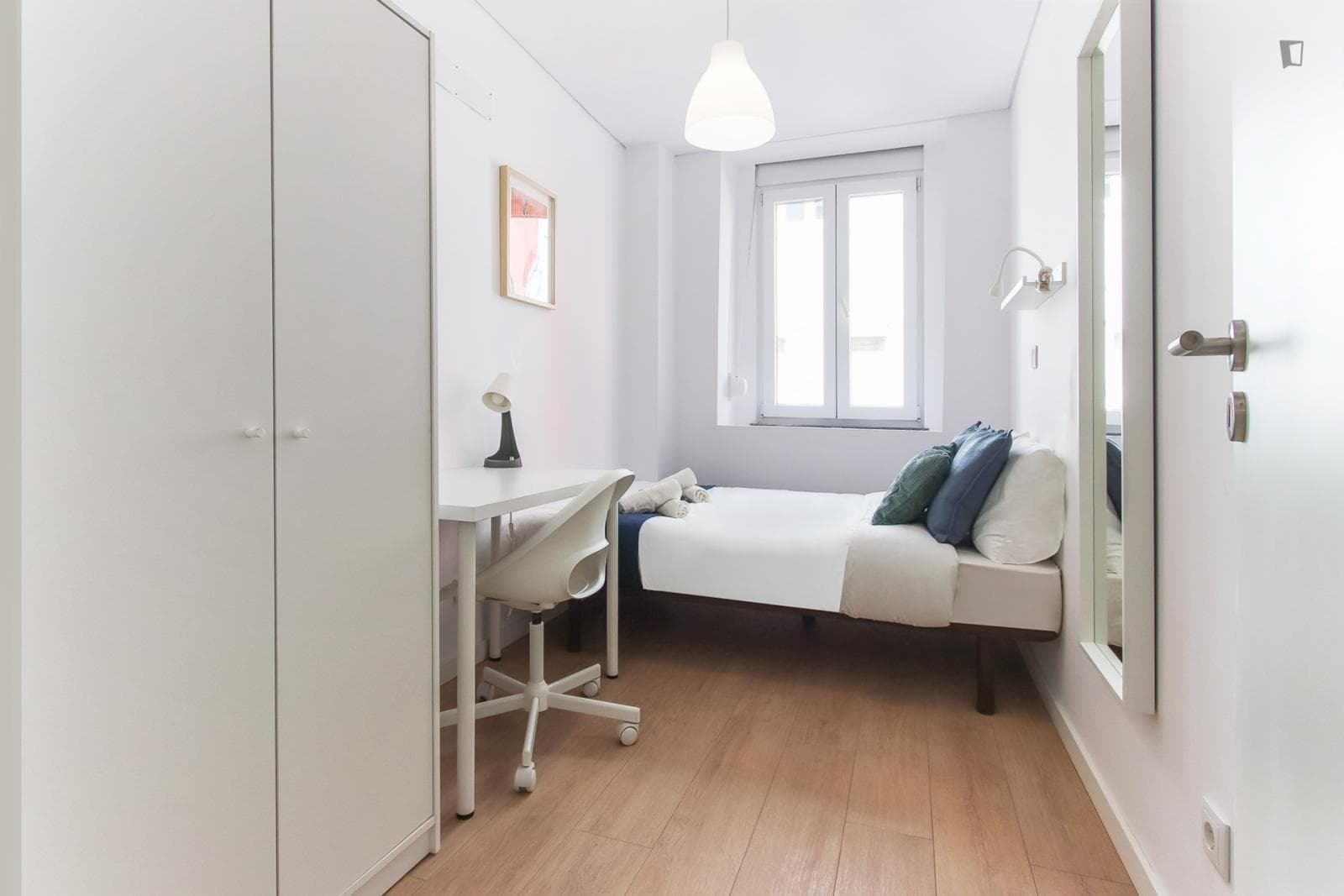 Brilliant single bedroom near Instituto Superior Técnico photo 1