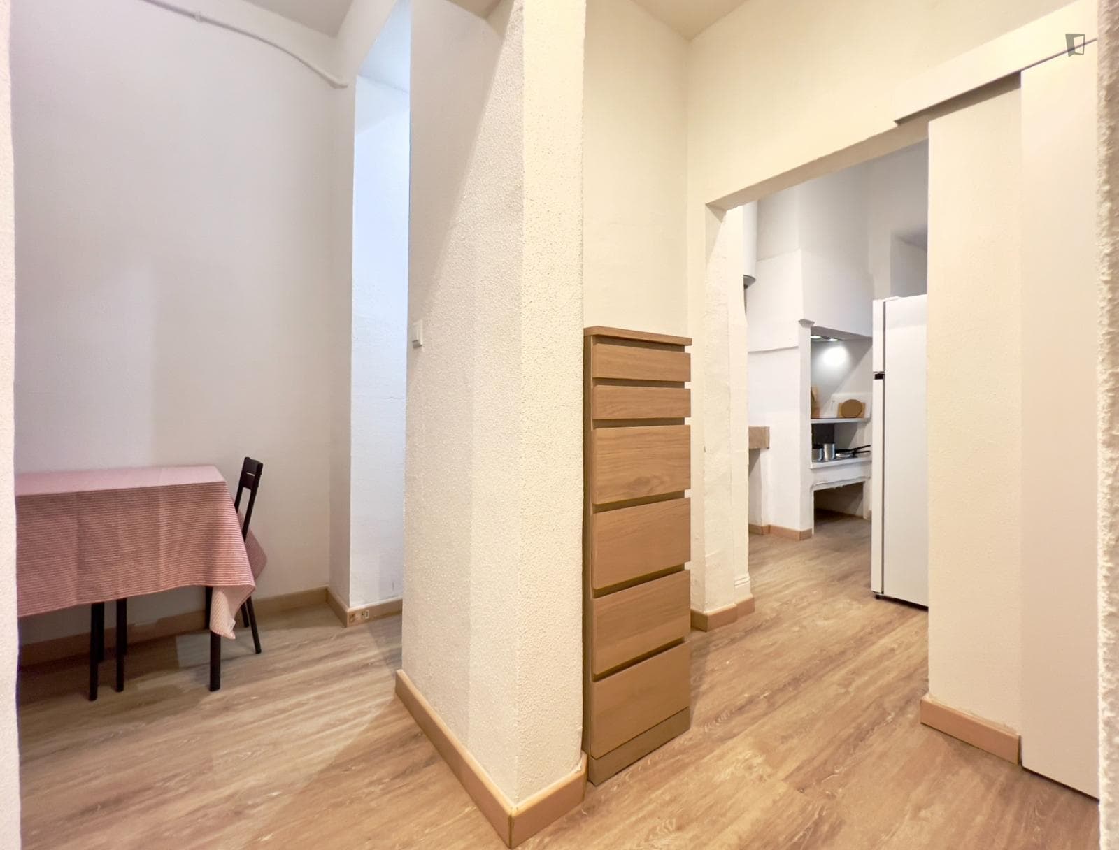 Snug single bedroom in Arroios photo 1