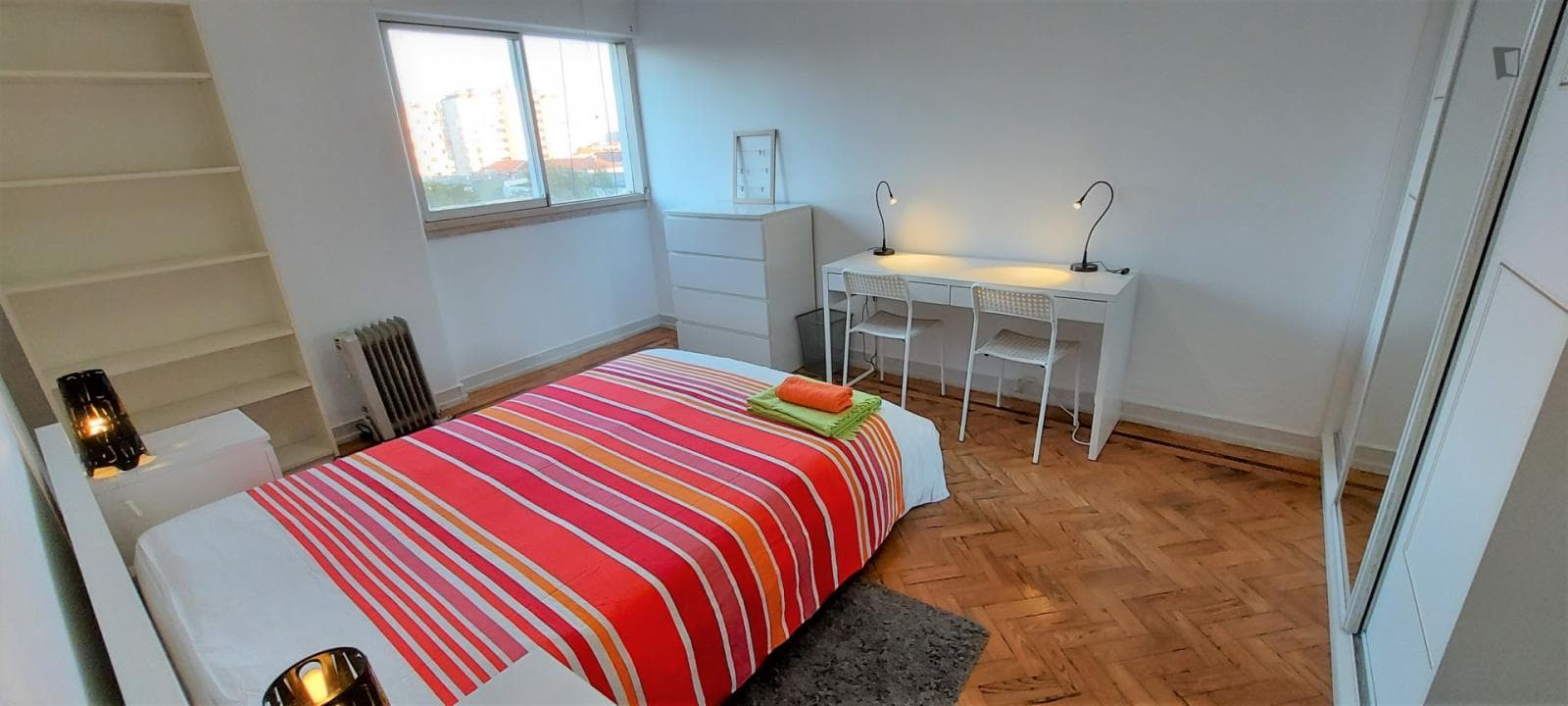 Delightful double bedroom in Alvalade photo 1