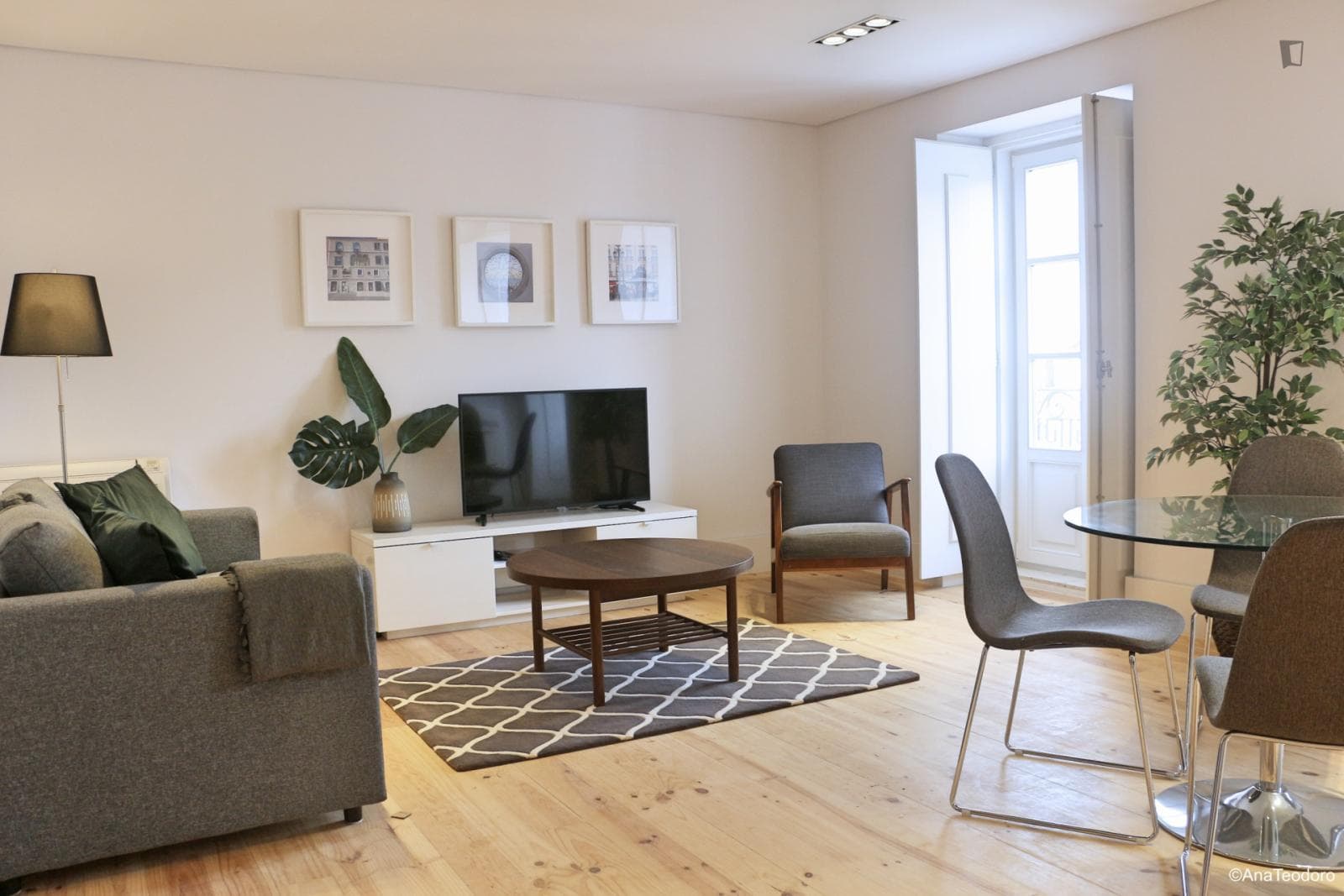 Sublime 2-bedroom flat in downtown Lisbon photo 1