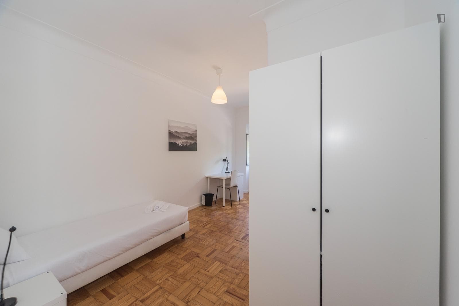 Pleasant single bedroom near the Jardim Zoológico metro photo 1