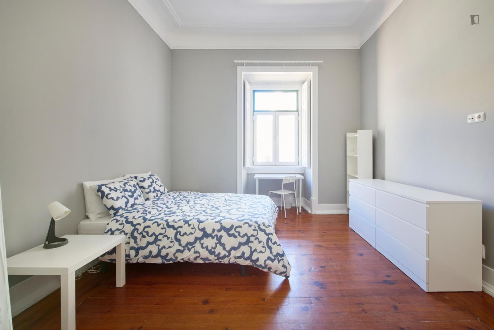 Wonderful double bedroom in Entrecampos photo 1