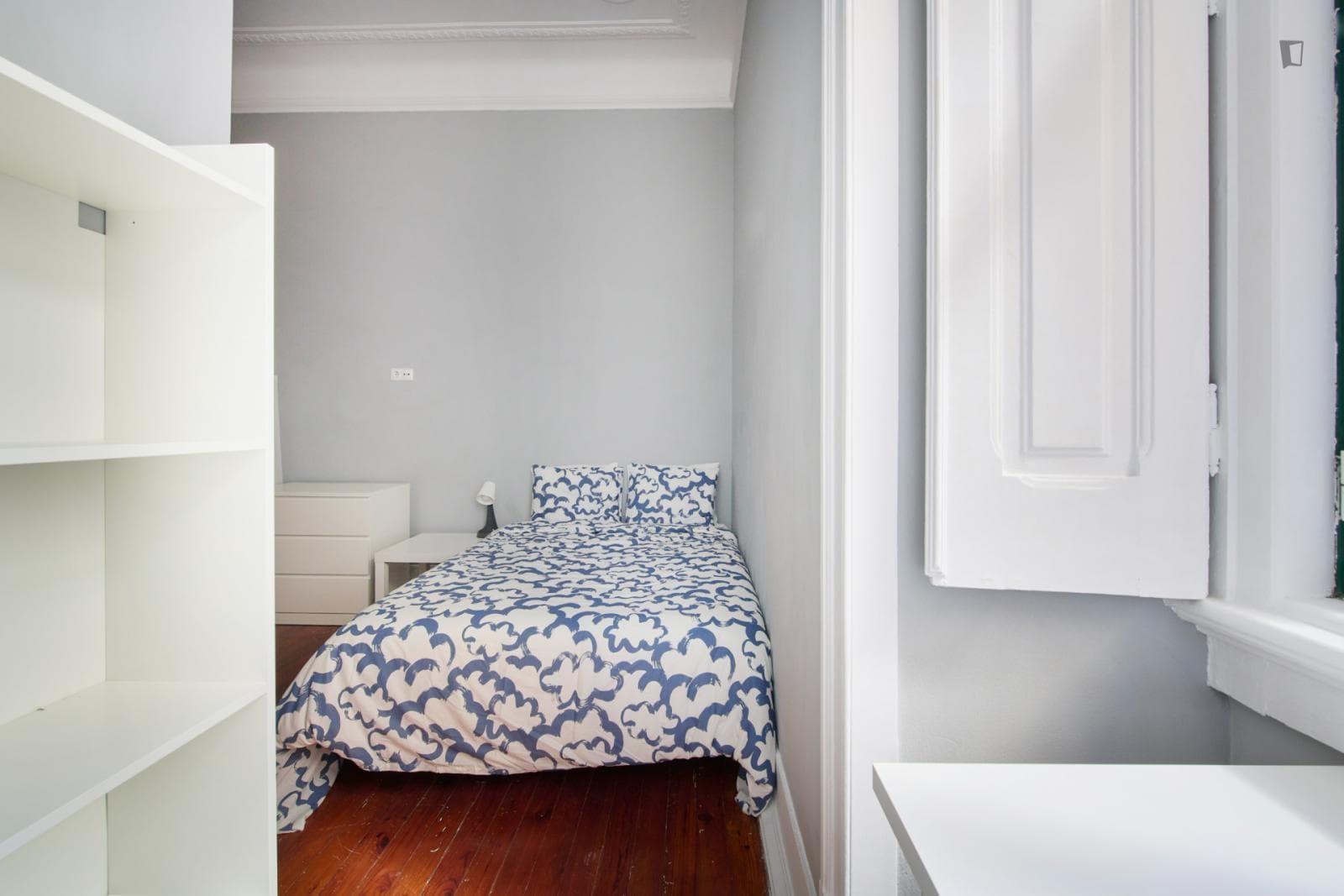 Bright double bedroom close to ISCTE photo 1