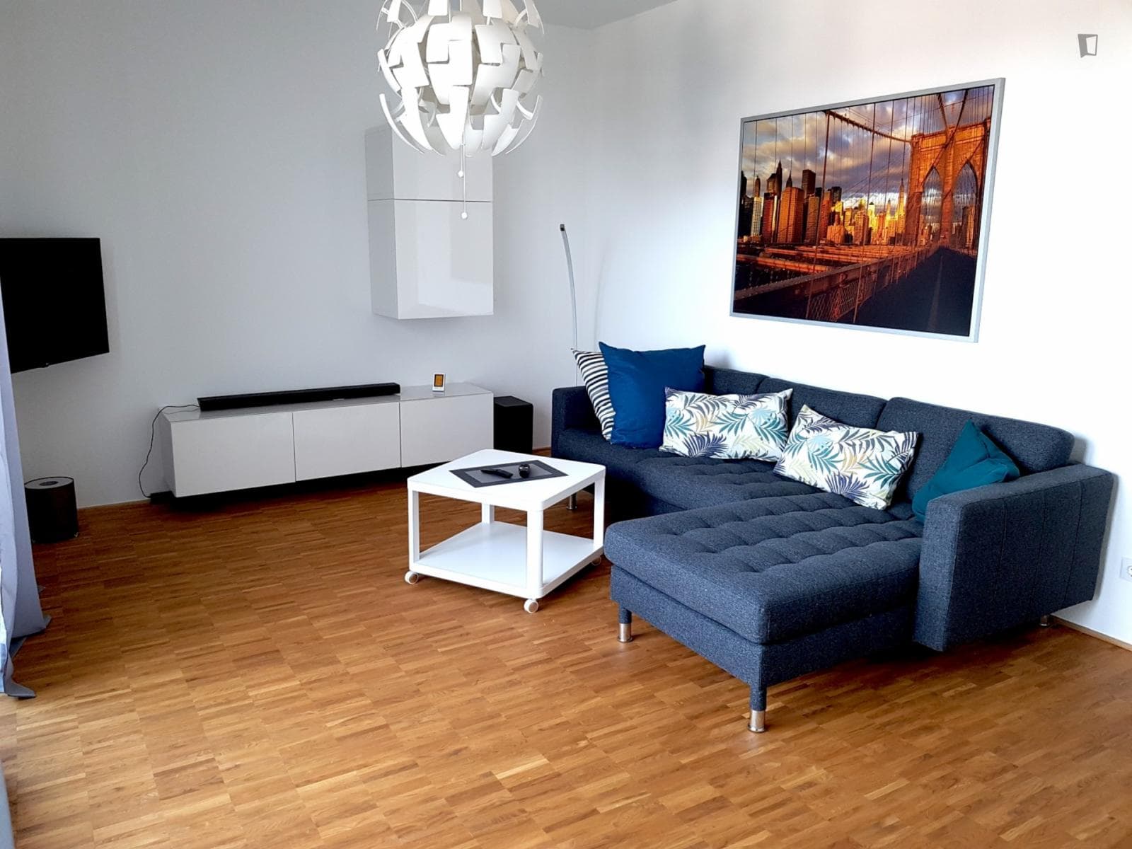 Property photo thumbnail
