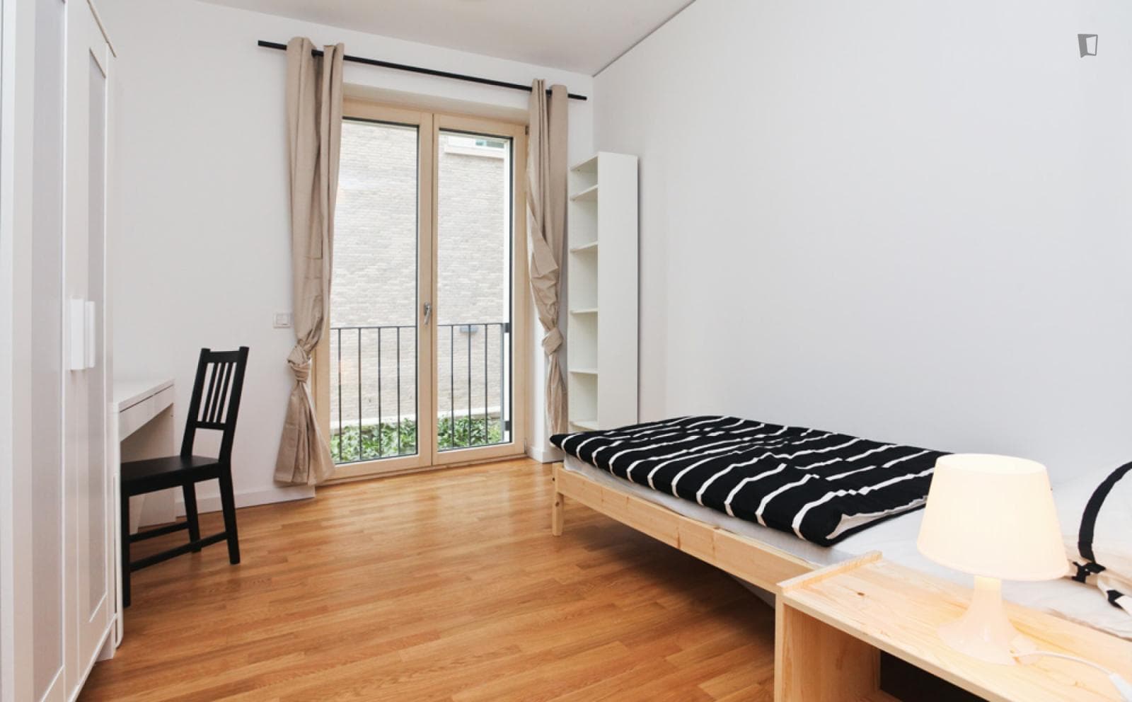 Appealing single bedroom in Ostend photo 1