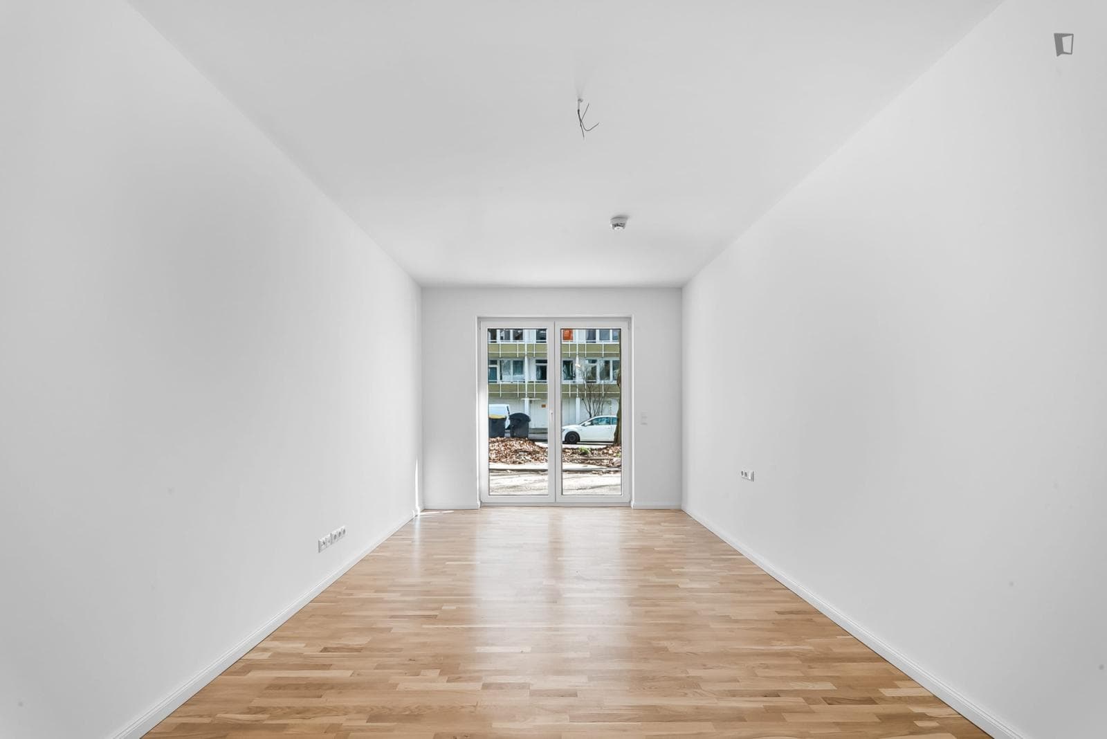 Unfurnished studio in Lichtenberg photo 1