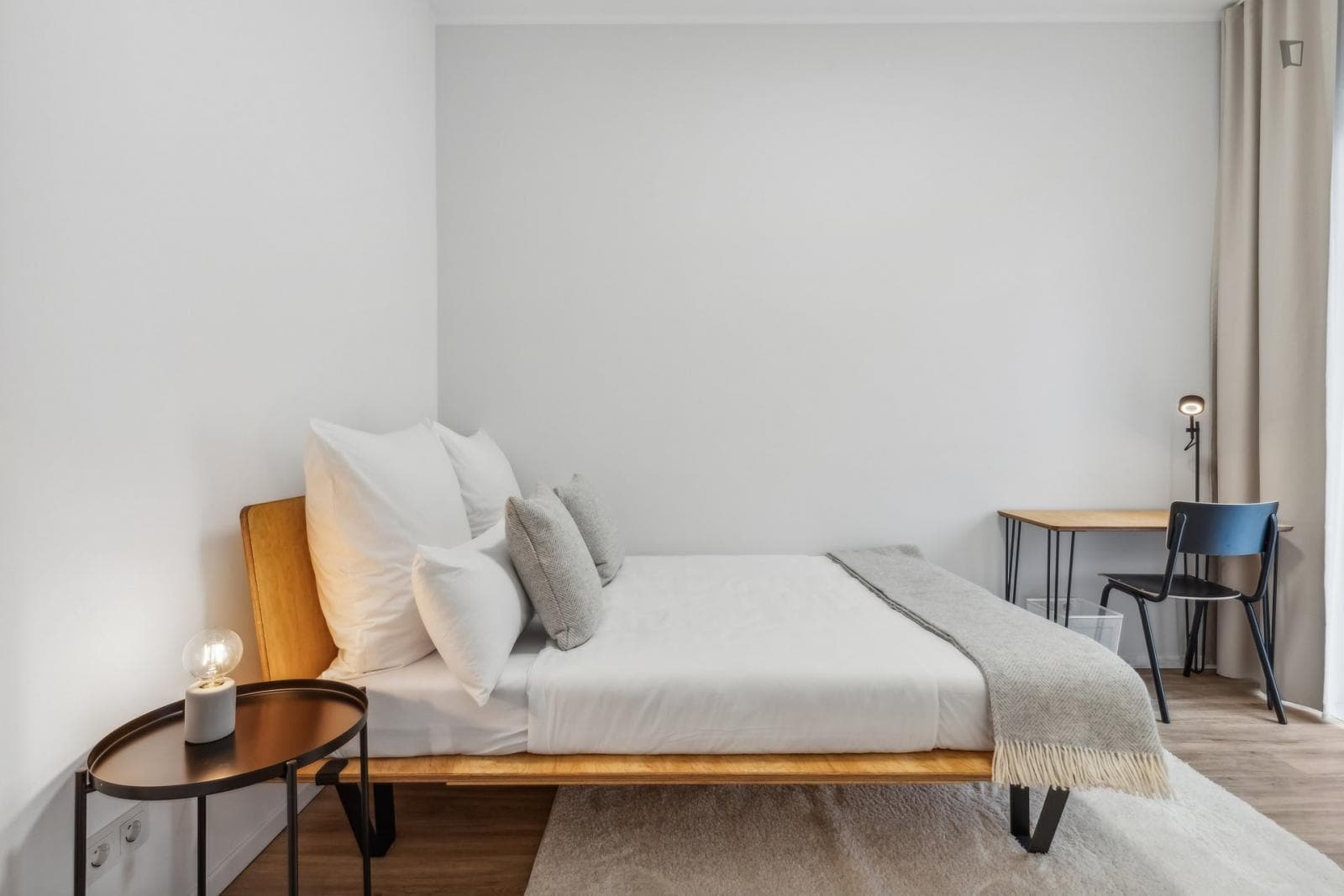 Cosy double bedroom in shared flat close to Leipzig's main train station photo 1