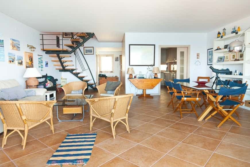 Two-bedroom duplex with sea view in Praça da Califórnia, Sesimbra photo 1