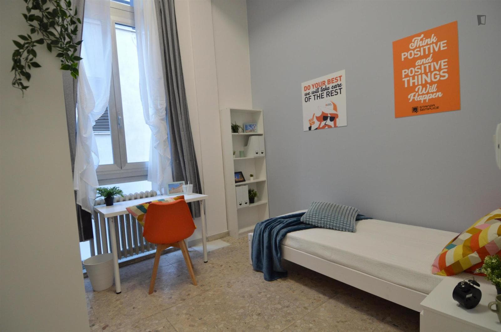 Pleasant single bedroom in shared flat near the University of Modena and Reggio Emilia photo 1