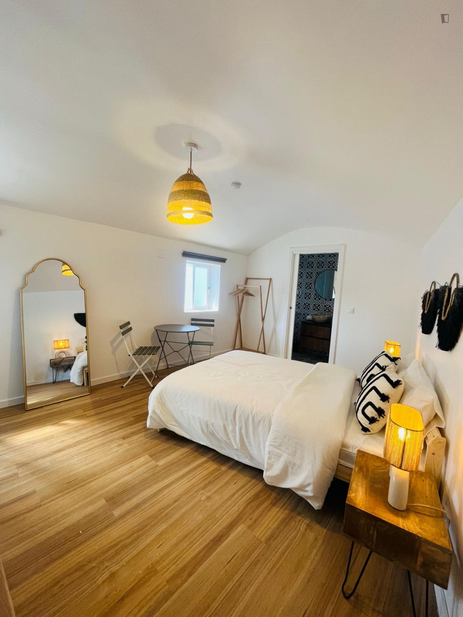 Enchanting studio inside a property in Costa da Caparica photo 1