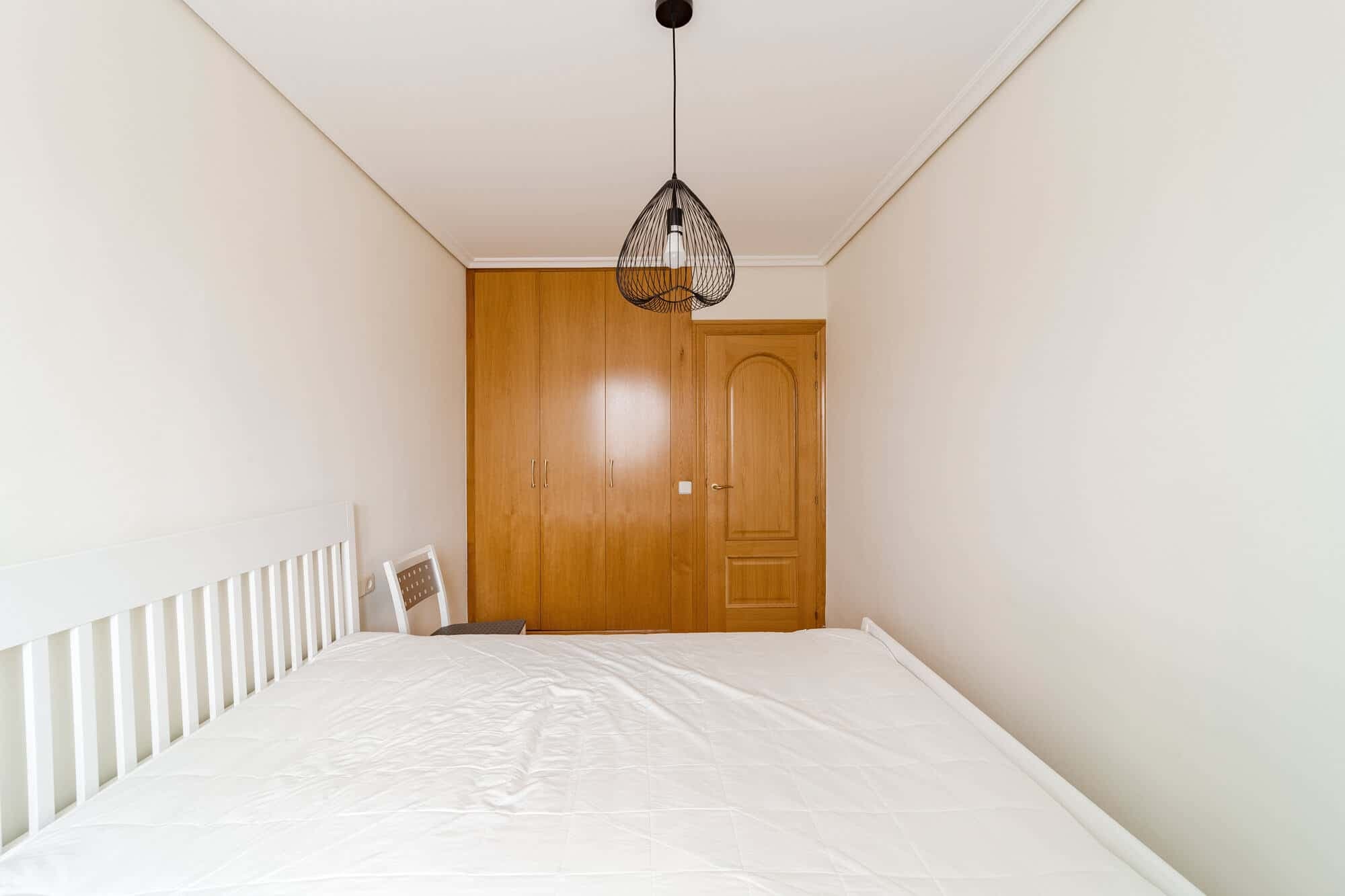 Room in Calle Virgen del Puy, Pamplona for 59 m² with 2 bedrooms photo 1