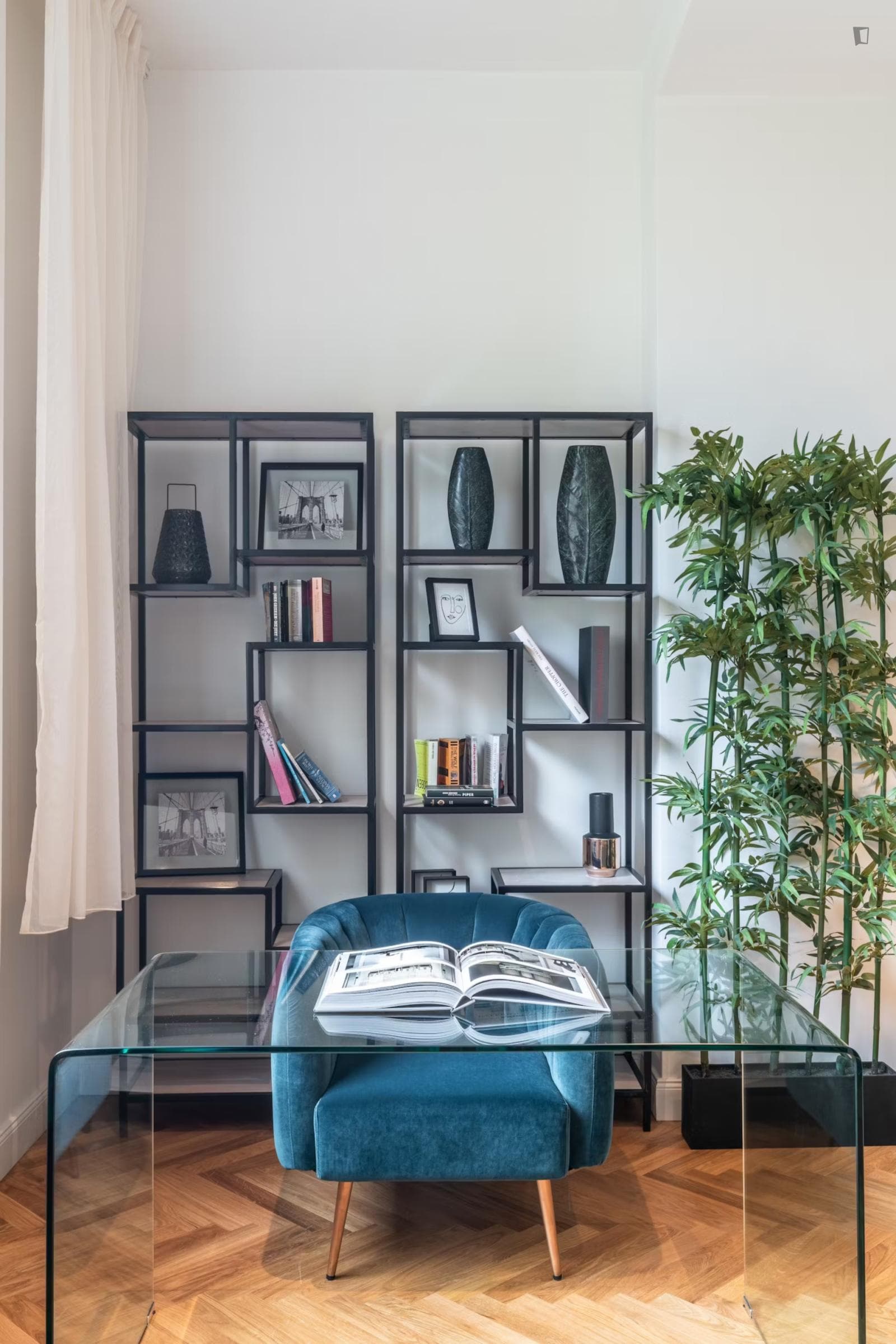 Charming 1-bedroom flat in well-connected Berlin-Mitte photo 1