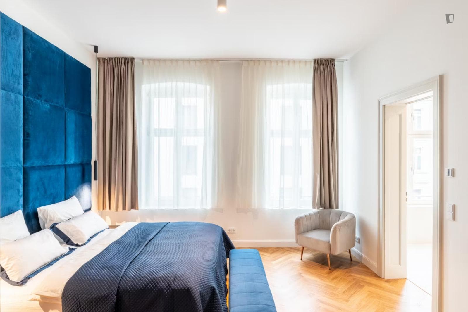 Property photo thumbnail