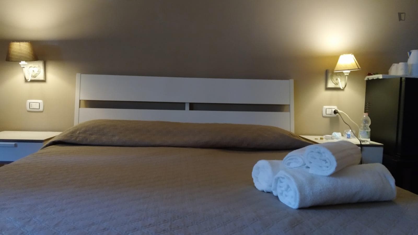 Double ensuite bedroom in Quartiere Umbertino photo 1