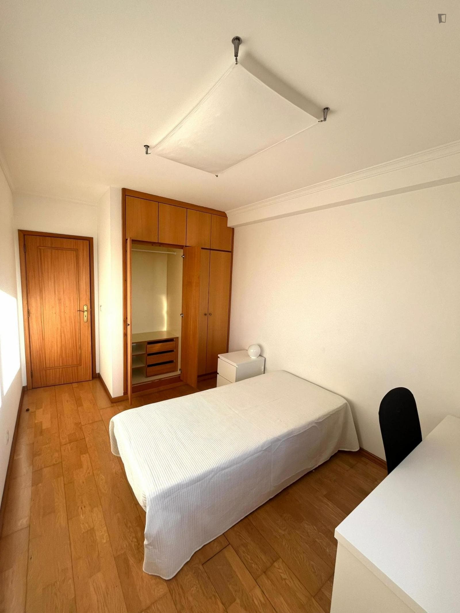 Adorable Single Bedroom close to Aveiro University photo 1