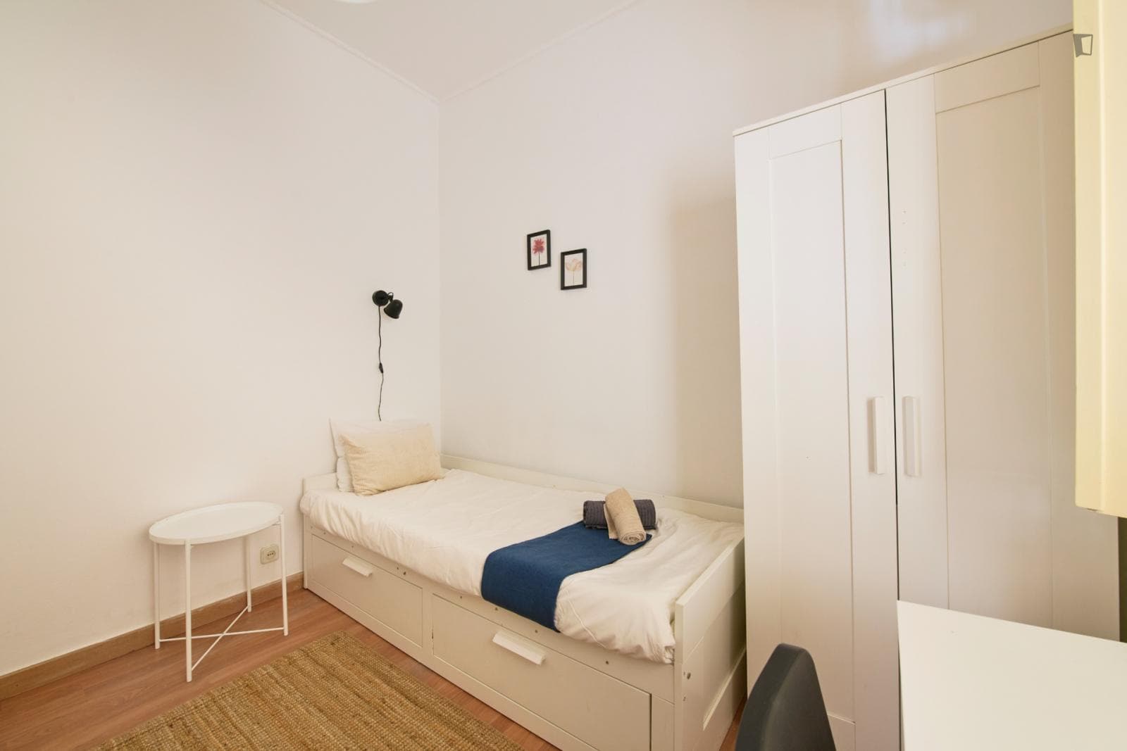 Welcoming double bedroom in Arroios photo 1
