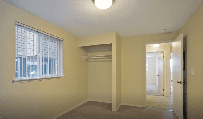 U-District Student Housing Pacific Sunrise photo 1