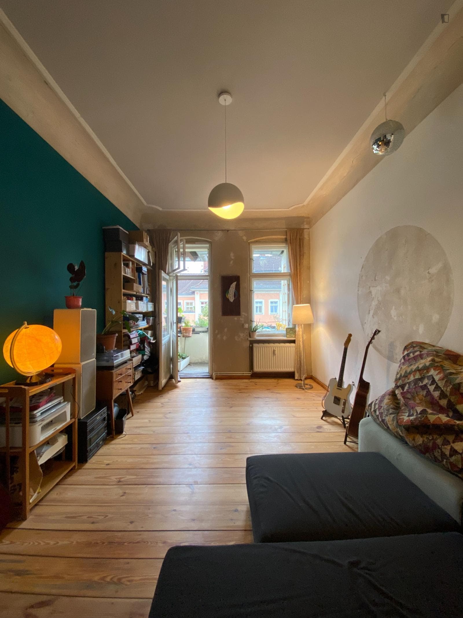 Beautiful 1-bedroom apartment in Wedding photo 1