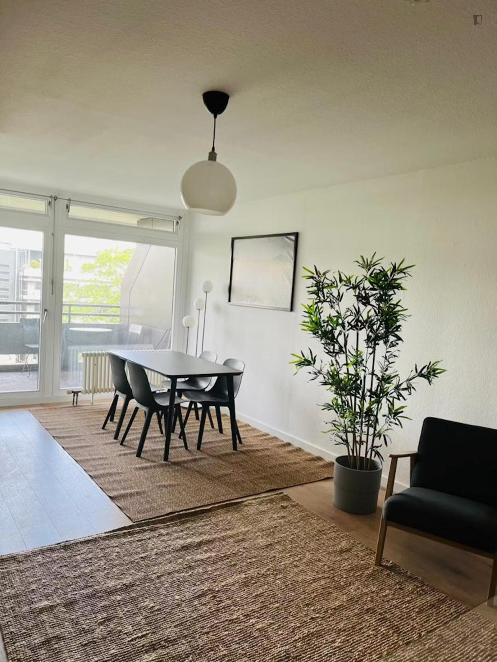 Beautiful 1-bedroom apartment near Technische Universität  photo 1