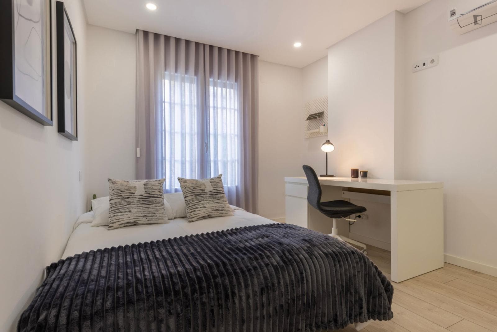 Delightful 2-bedroom apartment in Amadora photo 1