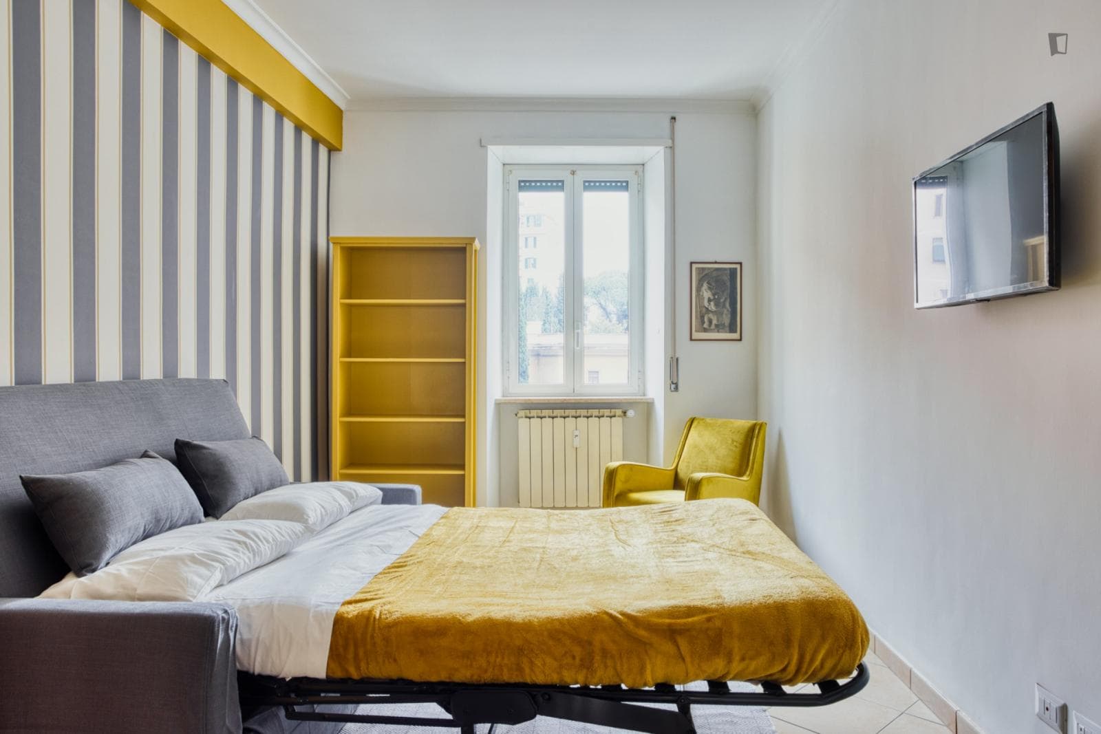Property photo thumbnail