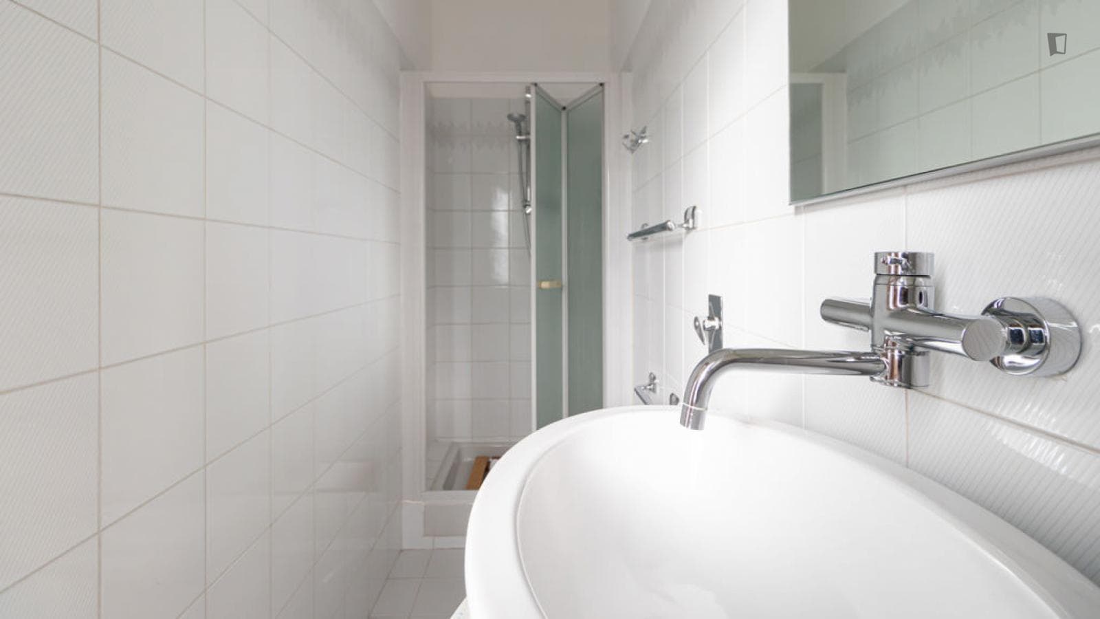 Modern 2-bedroom flat in a nice and well-connected location in Città Studi photo 1