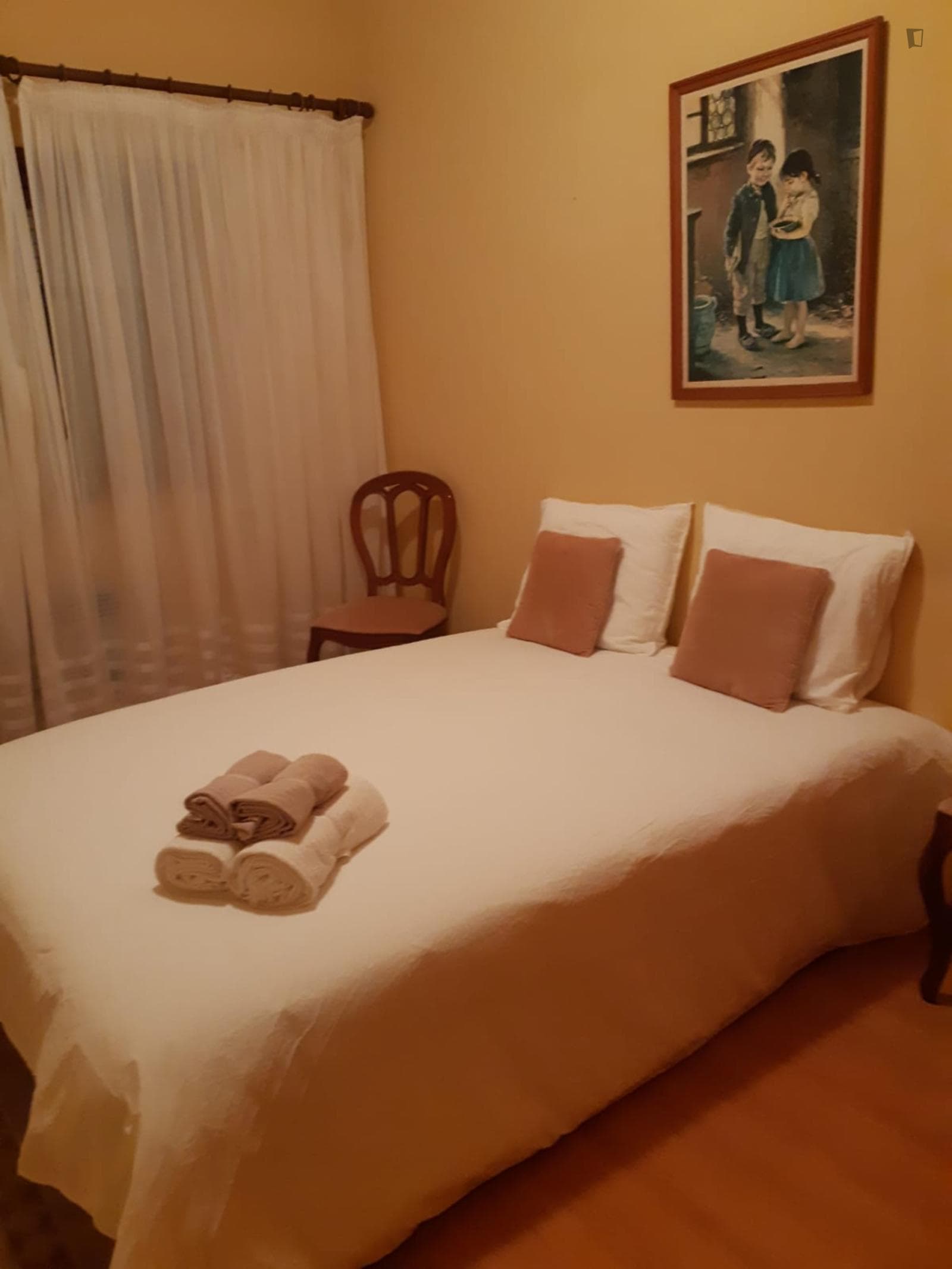 Pleasant double bedroom in Cascais photo 1