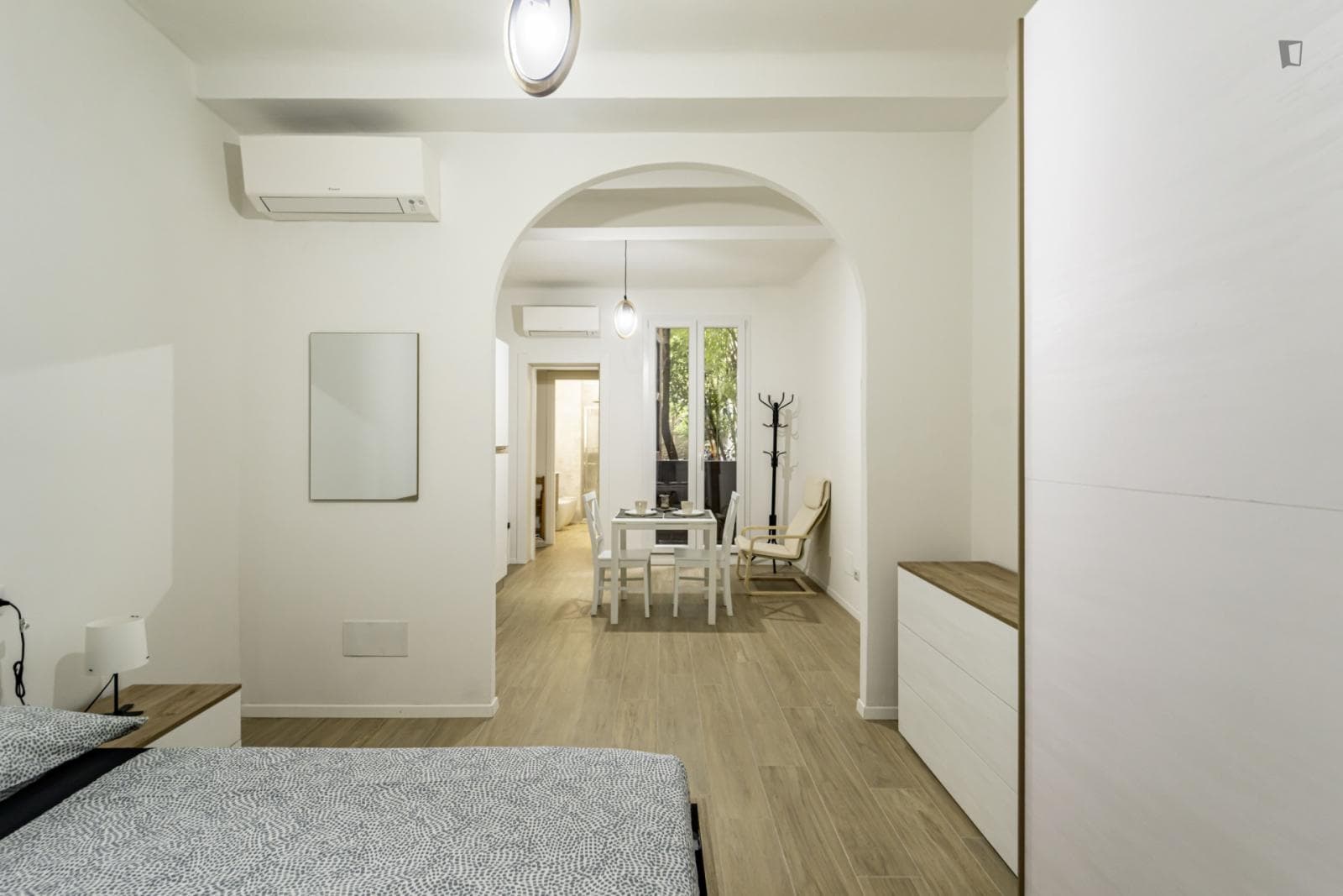 Appealing studio in the centre of Bologna photo 1