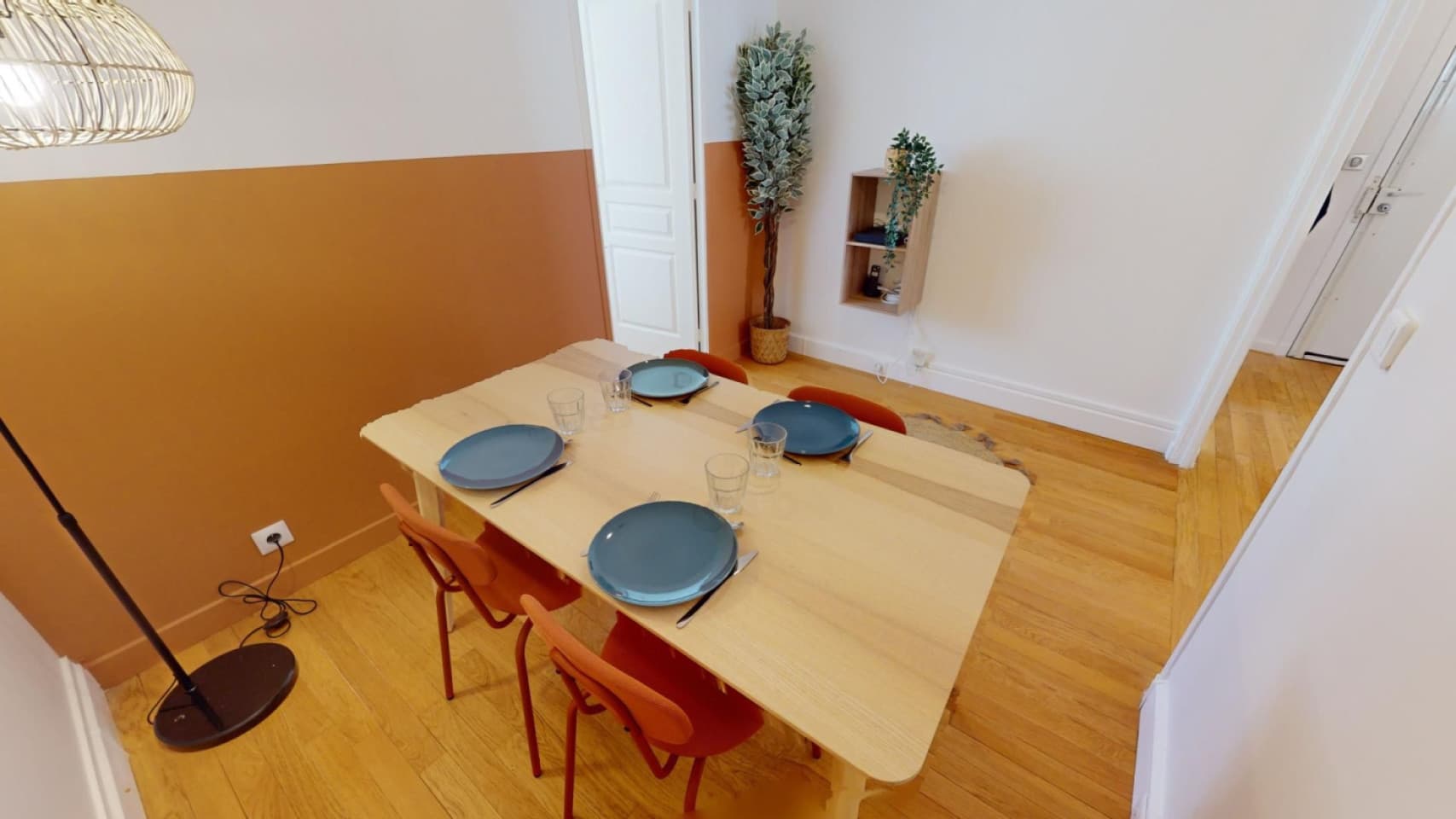 Bright Comfortable Apt. near Parc Georges Brassens photo 1