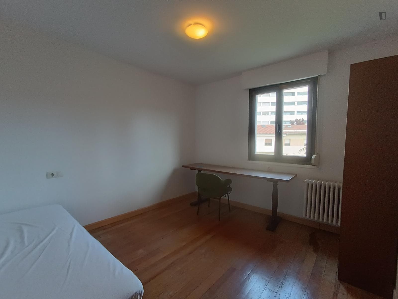 Cute single bedroom in the centre of Pamplona photo 1