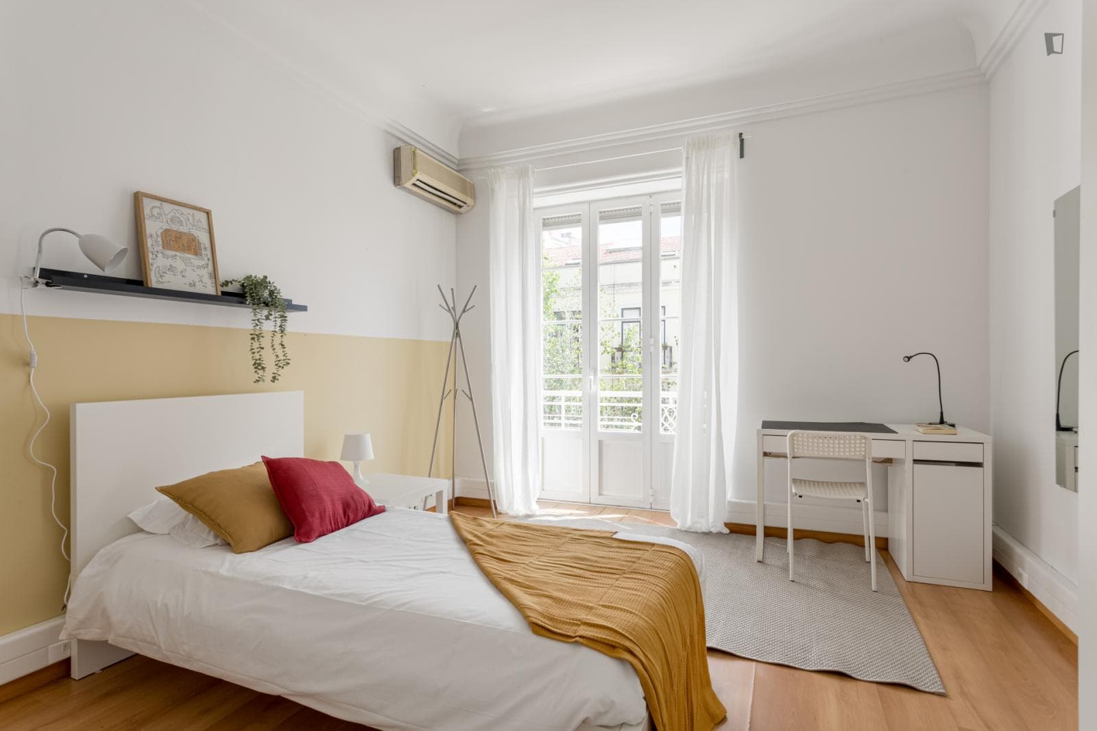 Alluring single bedroom near Universidade Autónoma photo 1