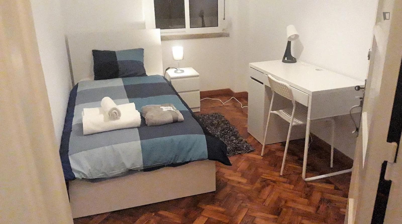 Comfy single bedroom in Benfica photo 1
